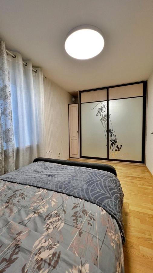 New Apartment With A View In The Town Center Narva Exterior photo